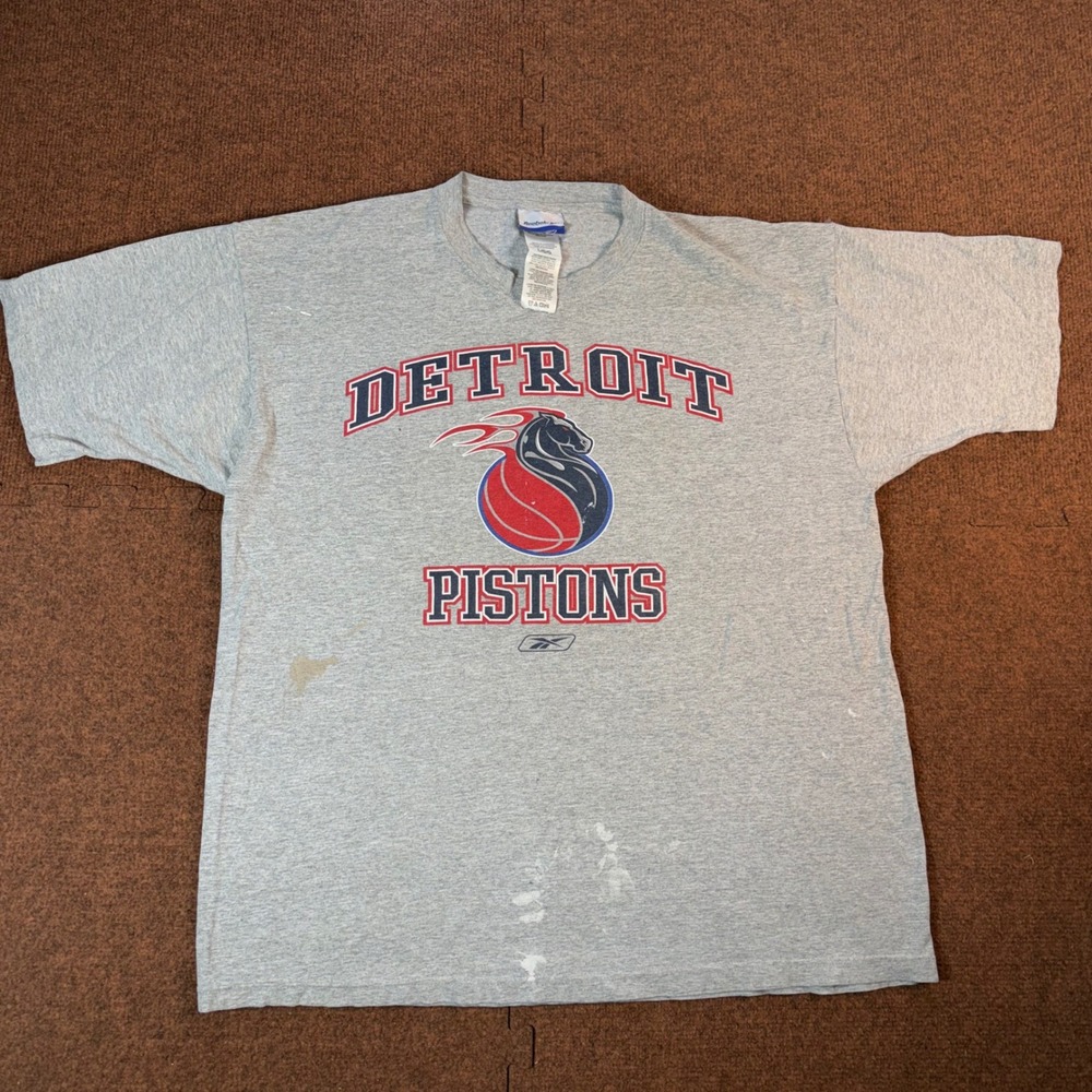 Reebok Detroit Pistons T Shirt Mens Large Gray Horse Head Logo NBA Basketball L